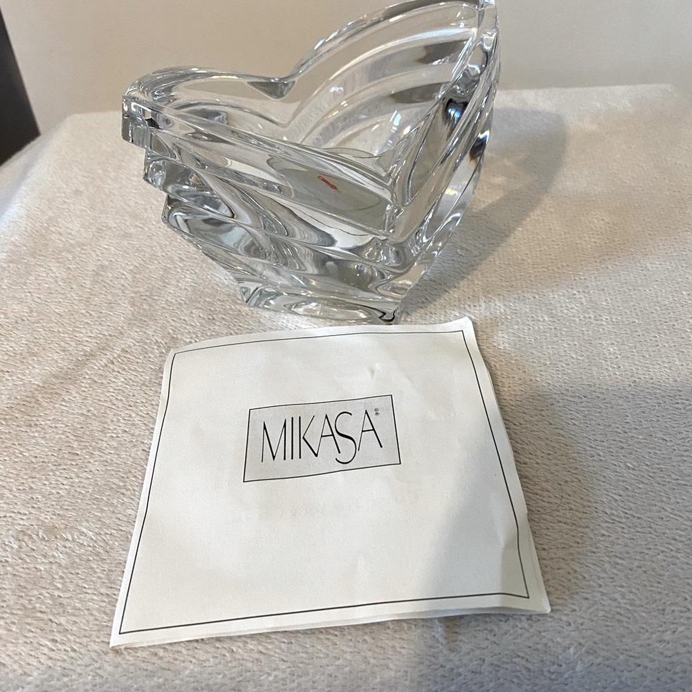 Vintage Mikasa Vintage Tulip Shape votive Lead Crystal Candle Holder, NIB